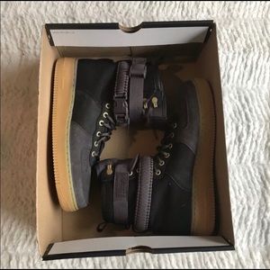 Nike AF1 High Top Sneaker/ Boot